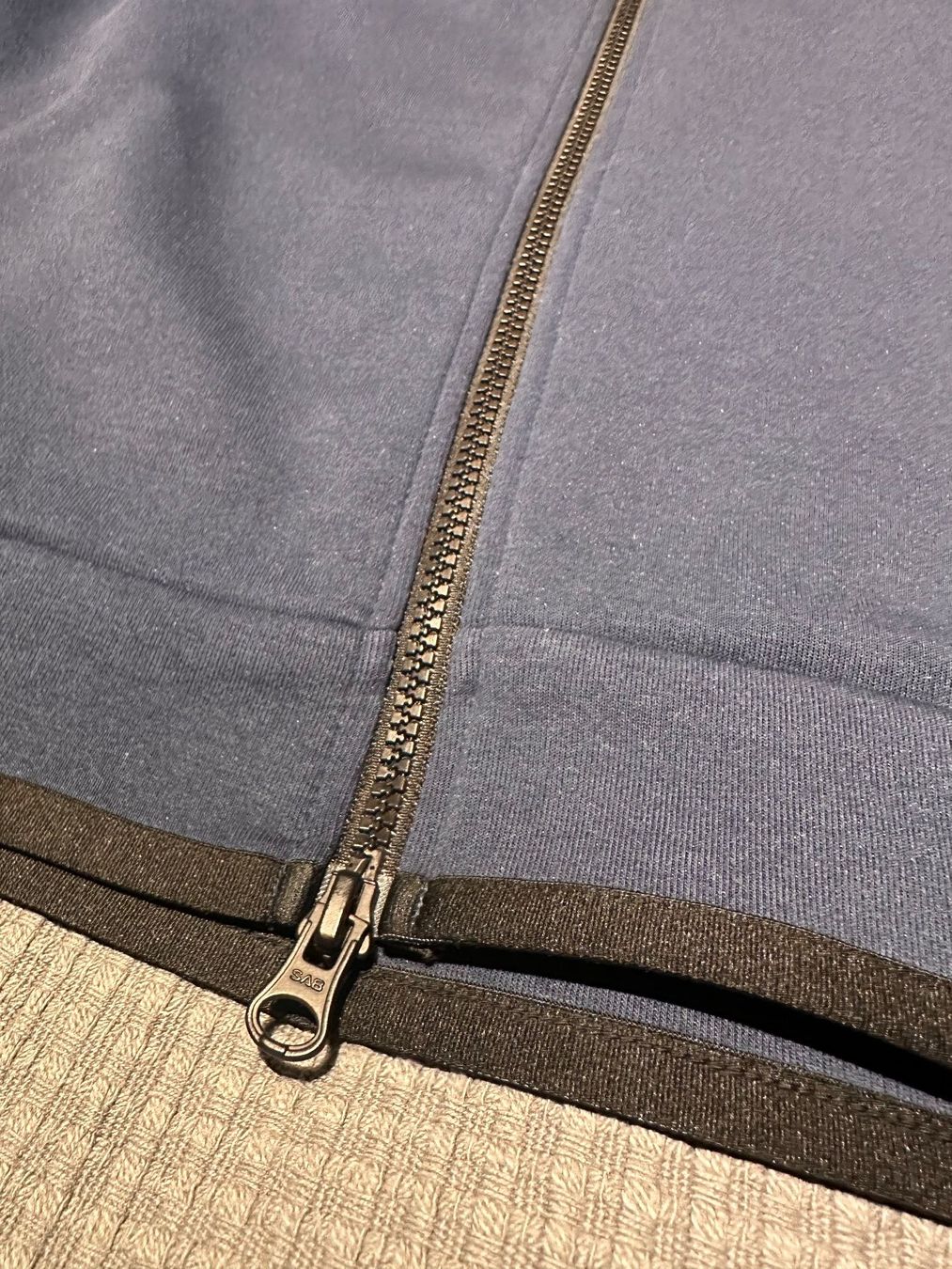 Nike Giacche: Nike Trainingsjacke, Grösse M – Usato da Solothurn venduto da CaylanK 7
