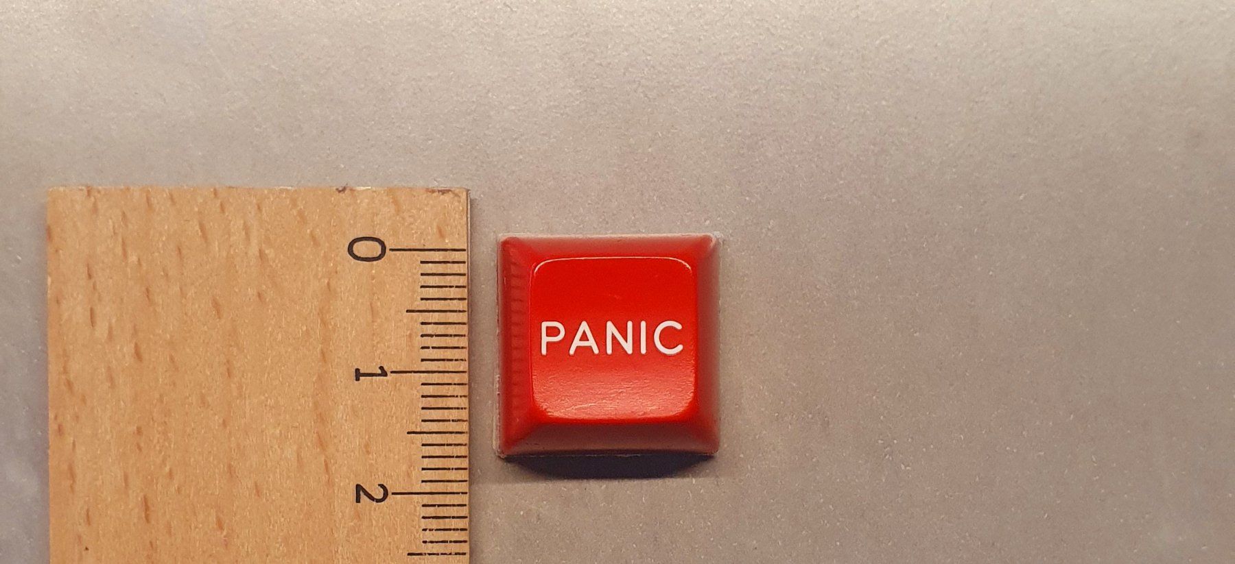 Sticker: PANIC Button mit selbstklebender Unterseite – Nuovo e nell'imballaggio originale da Zürich venduto da brifo64 4
