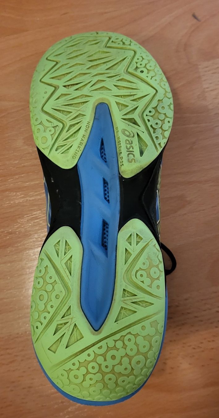 Asics Scarpe da uomo: Sportschuhe/Hallenschuhe – Usato da ST. GALLEN venduto da mar_h7kd 2