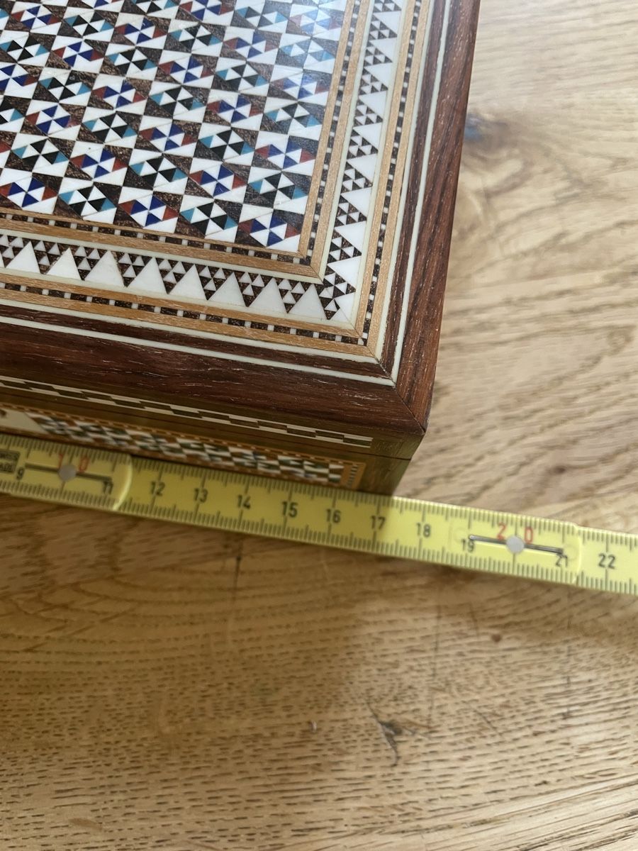 Coffres: Schöne Holzbox mit Mosaik – D'occasion à Flawil par Naphtali 5