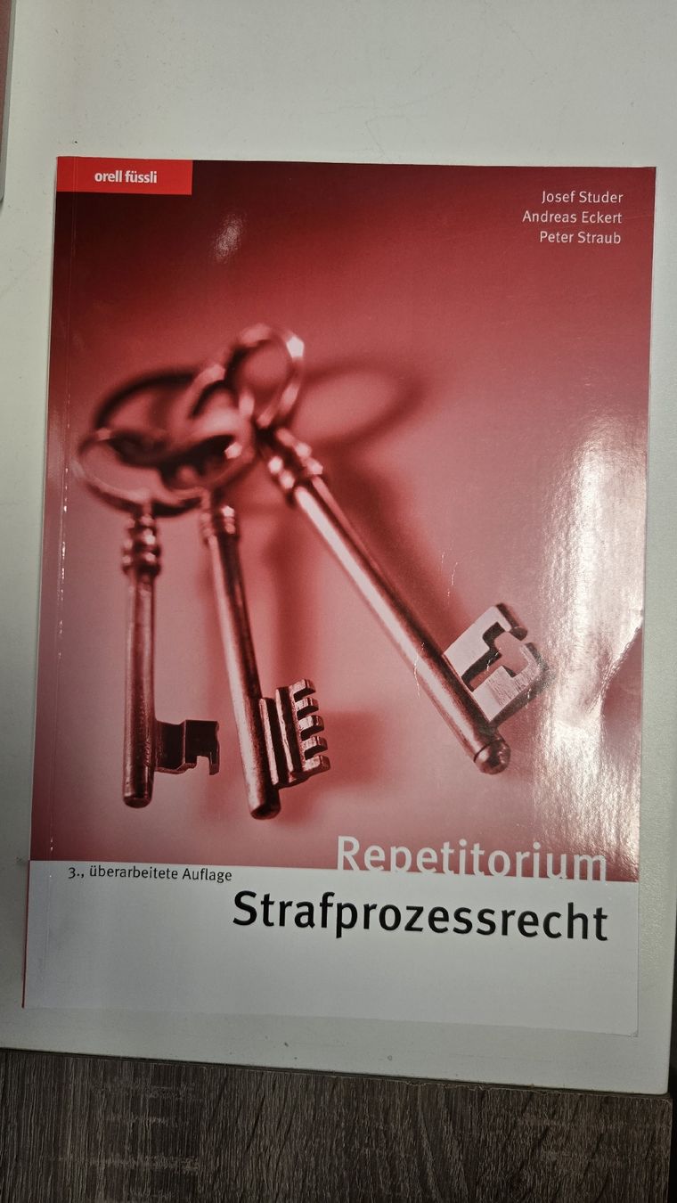 Libri: Repetitorium Strafprozessrecht – Usato da Frick venduto da mirandatairirustemi