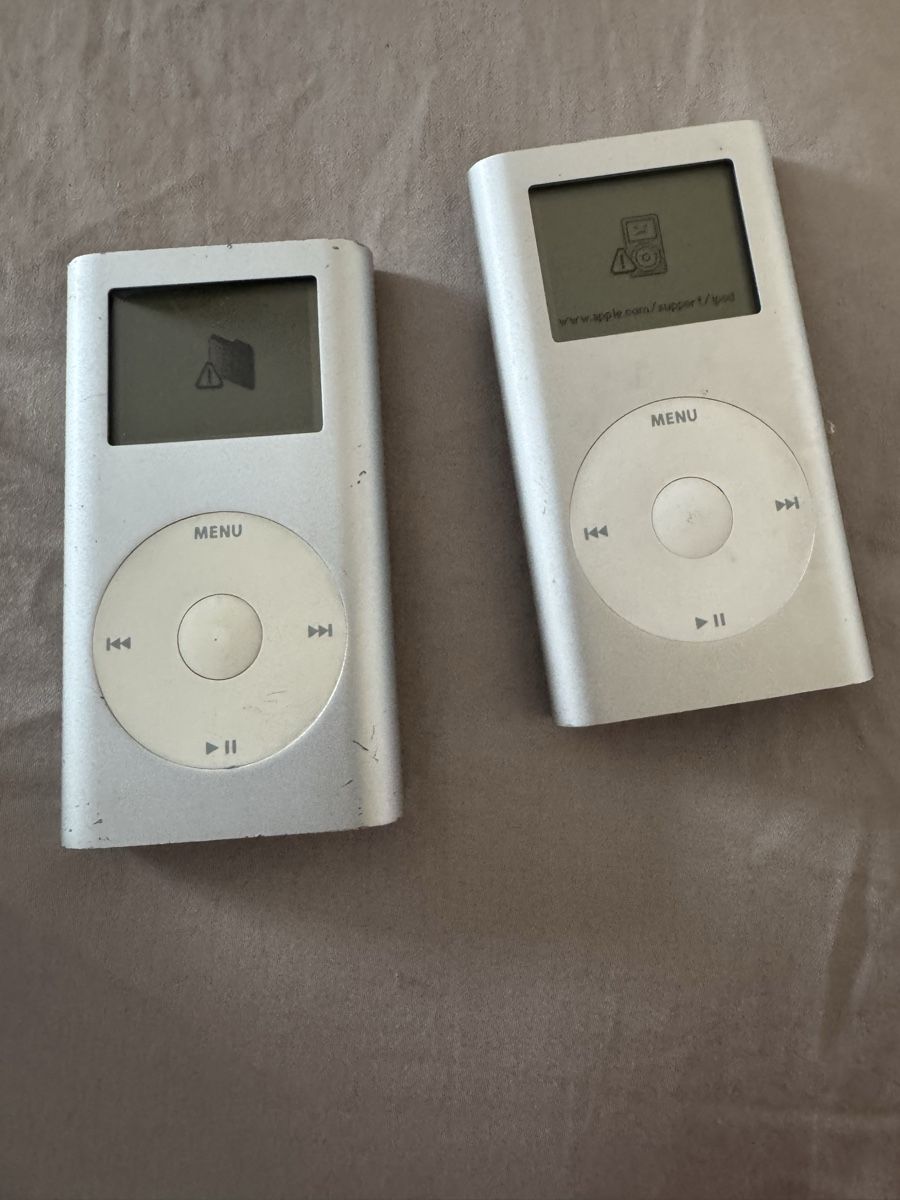 Apple Lecteur media portable: iPod mini 1st génération – Défectueux à Biel/Bienne par Baol1 1