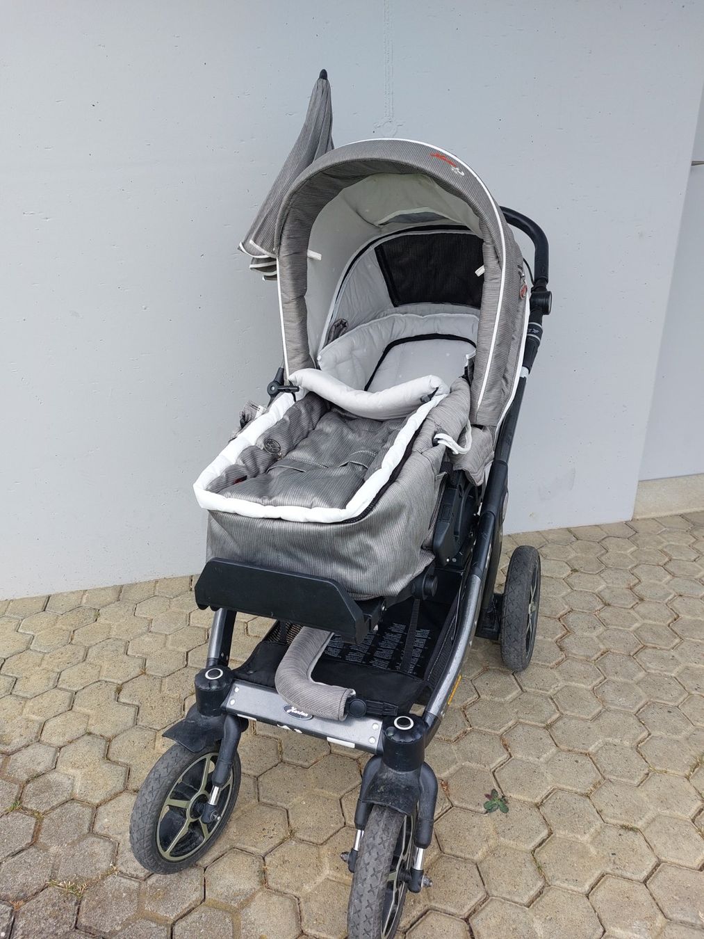 Hartan Carrozzine: Kinderwagen Hartan Racer GTS – Usato da Nottwil venduto da outback-ev