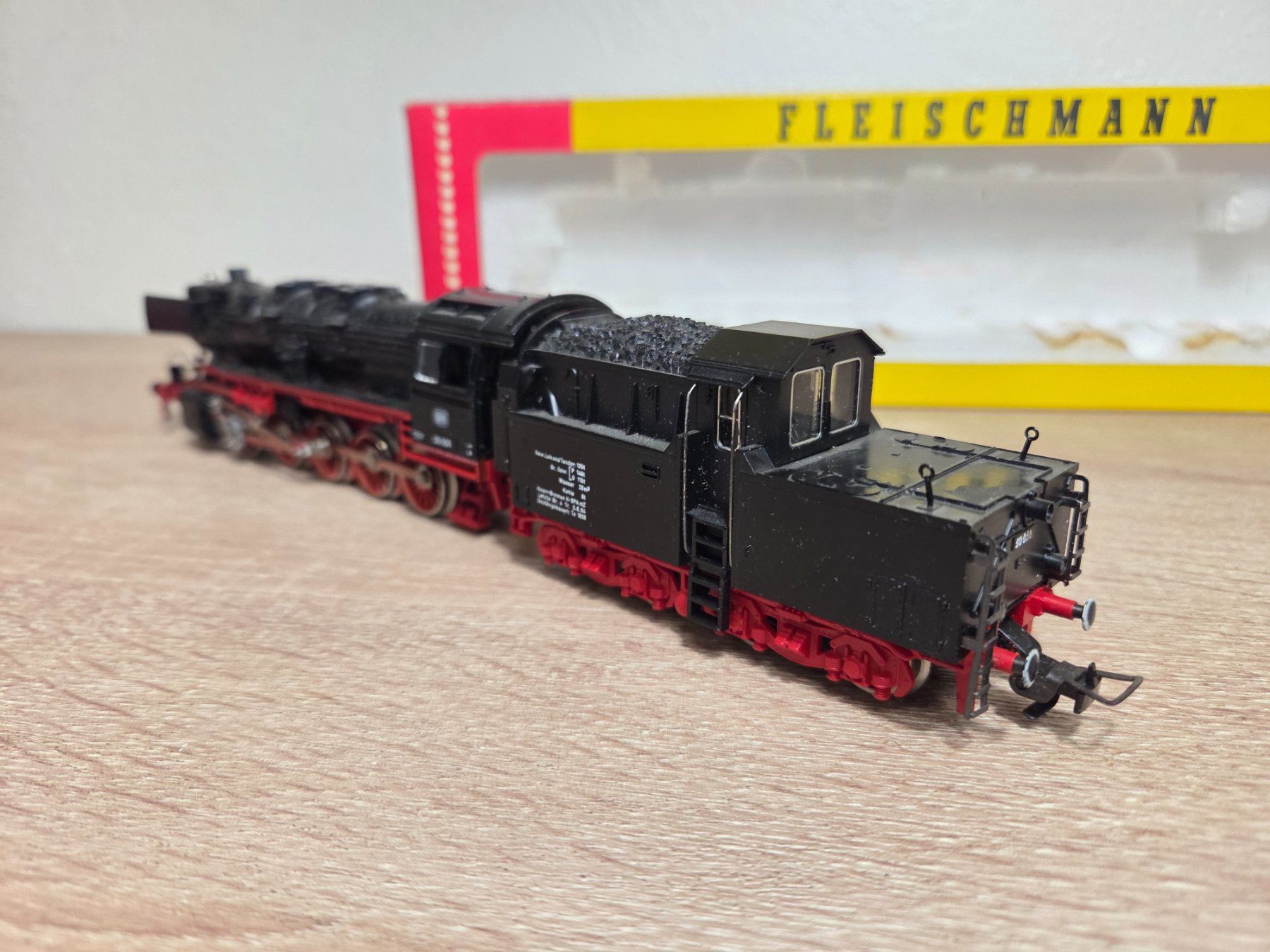 Fleischmann Modellini di ferrovie: Fleischmann 4363 Dampflok BR 50 DB H0 – Usato da St-Aubin-Sauges venduto da Lo_Go 4