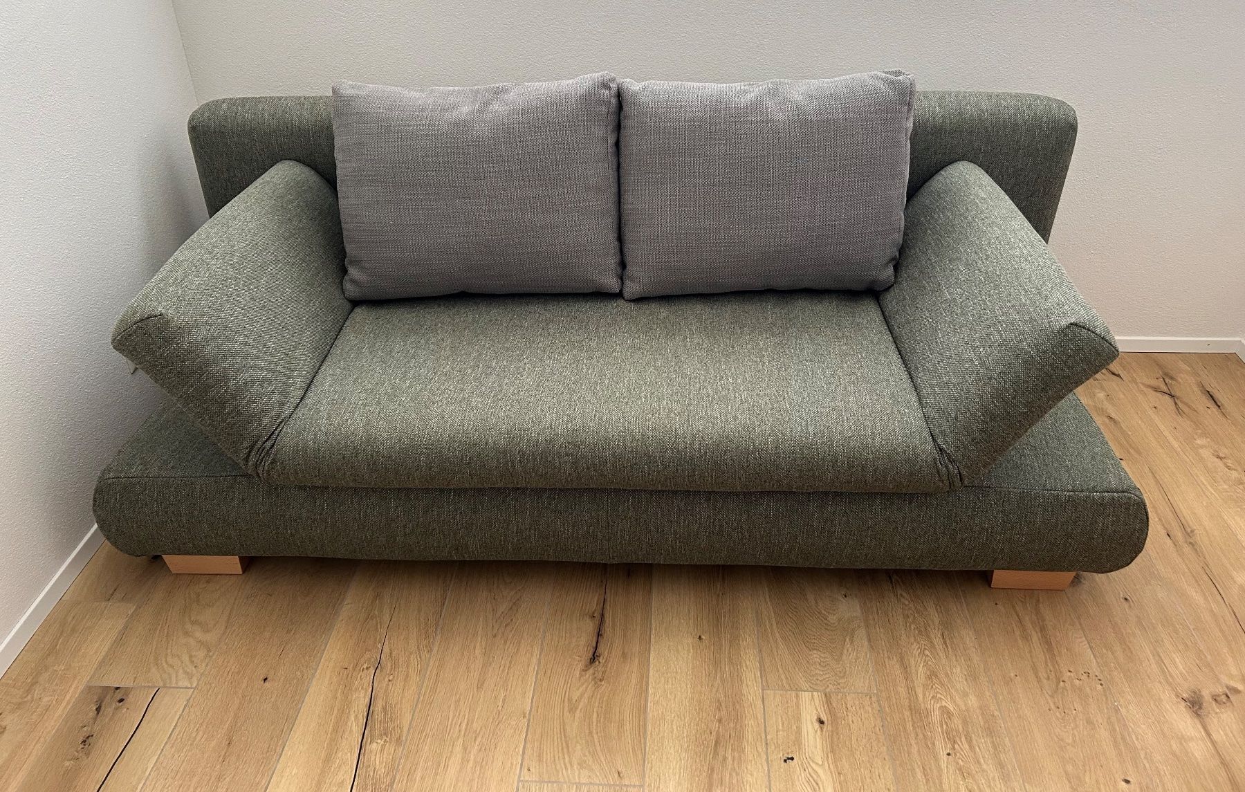 Pfister Divani: Rumba Bettsofa  grün Möbel Pfister – Nuovo (secondo la descrizione) da Reinach AG venduto da Polarstern1