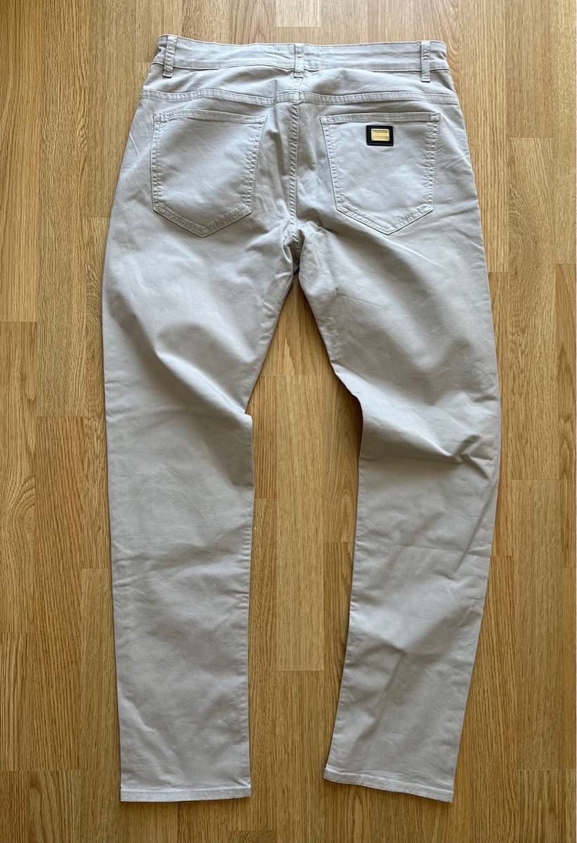 Moschino Hosen: Moschino Hose  – Gebraucht aus Pfäffikon ZH von Nataliia. 1