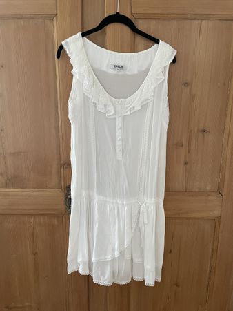 Wunderschönes, romantisches Sommerkleidchen M