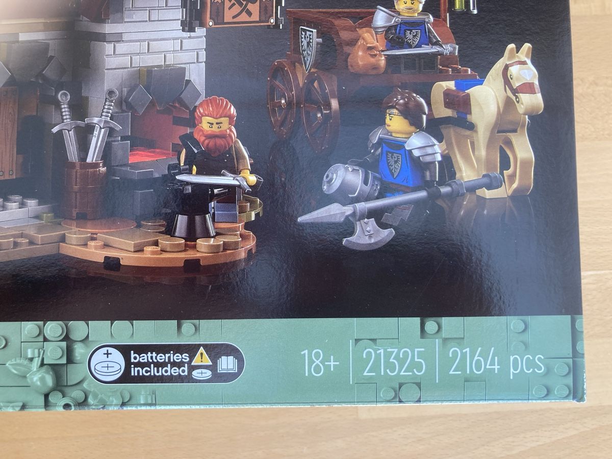 Lego Kit di costruzioni: Medieval Blacksmith Lego 21325 – Nuovo e nell'imballaggio originale da Hochfelden venduto da sim_l7wp 3