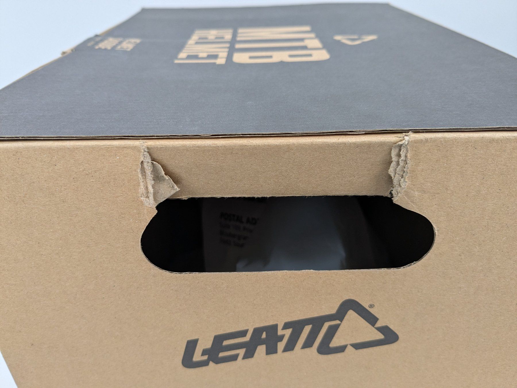 Leatt Caschi: LEATT Gravity 1.0 MTB-Junior Velohelm – Nuovo (secondo la descrizione) da Dintikon venduto da Restwert_Dintikon 7