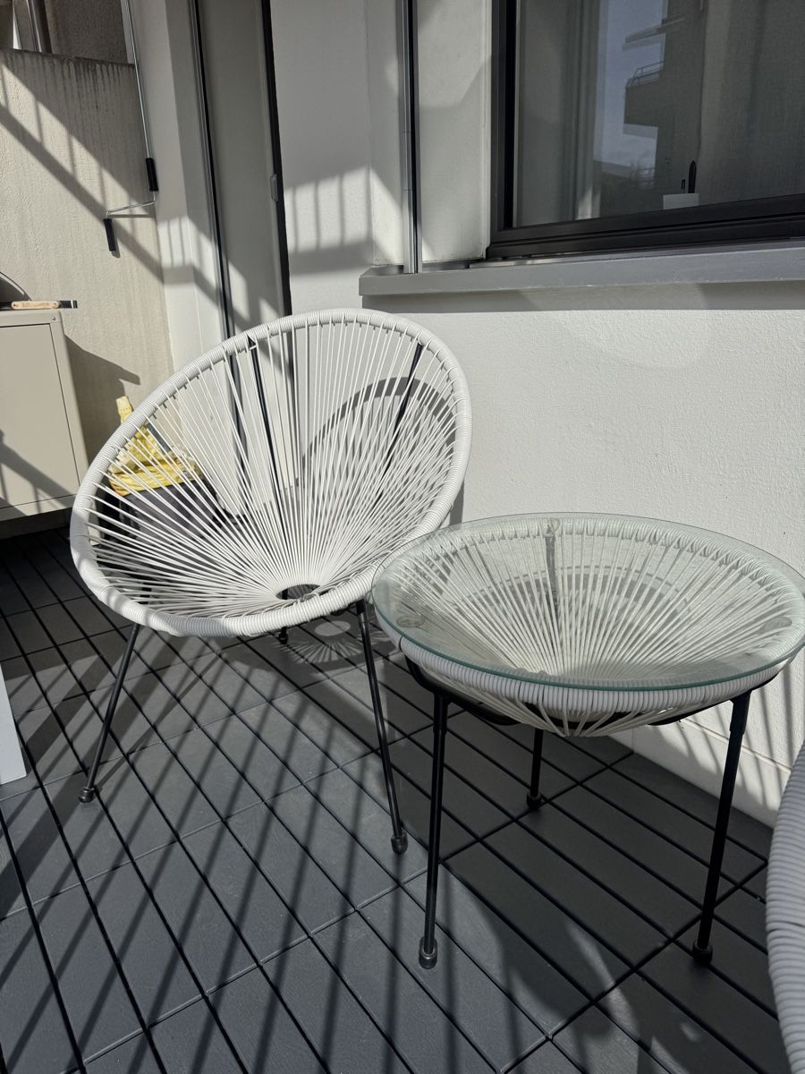 Set di tavolo e panche: Bistro set white Acapulco style – Usato da Zürich venduto da zurichwest 1