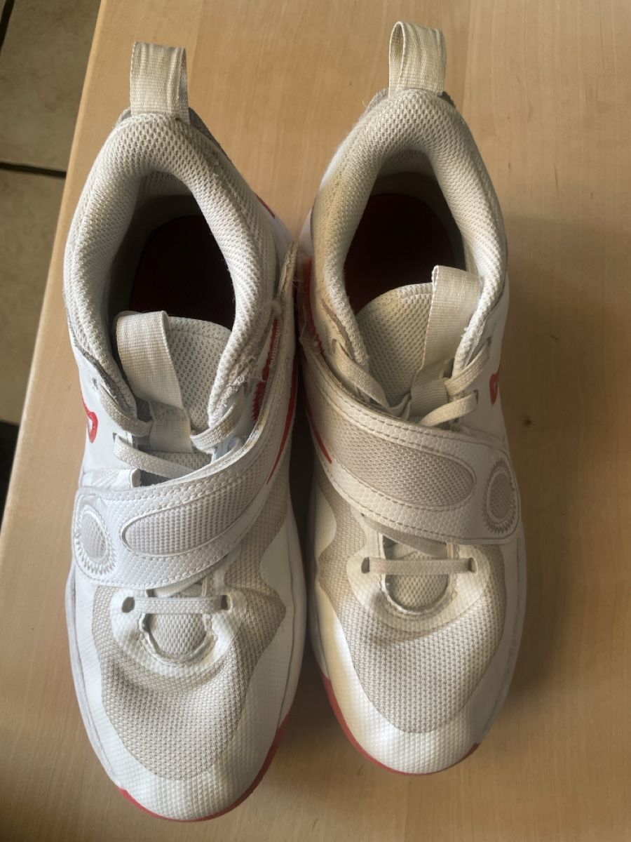 Nike Scarpe da uomo: Basketball Schuhe Grösse 39 – Usato da Muttenz venduto da Fertal 3