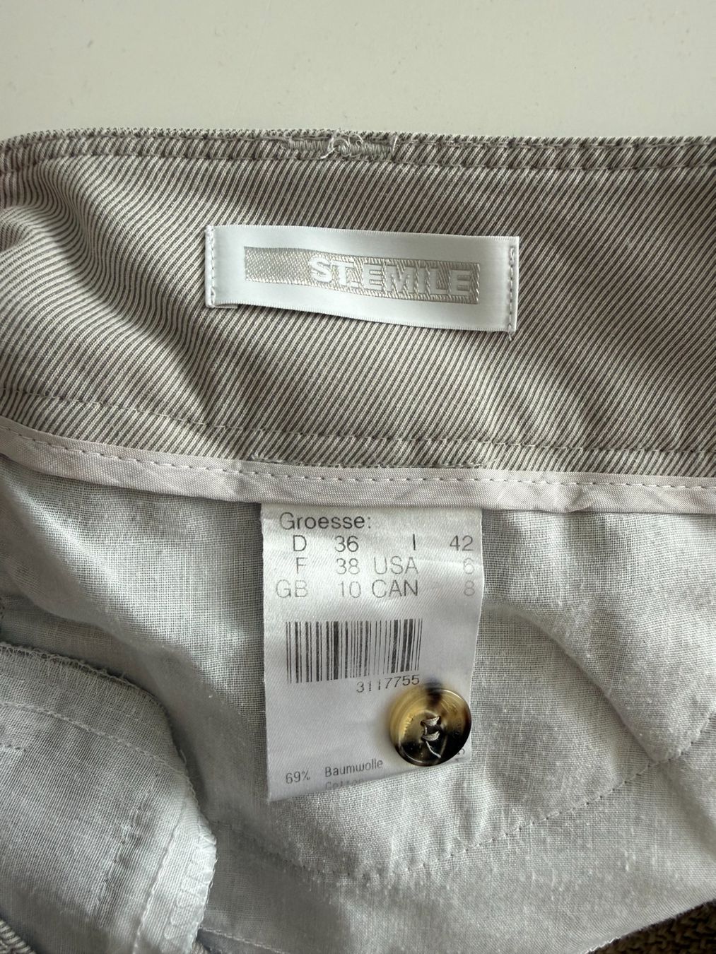Pantalons: St. Emile Damen Hosen hellgrau Grösse 36 schmal – D'occasion à Basel par Smarten 5