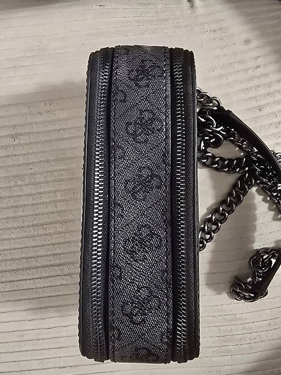 Taschen für Damen: Guess Crossbody Bag Schwarz – Gebraucht aus Grenchen von sja_klm2 2