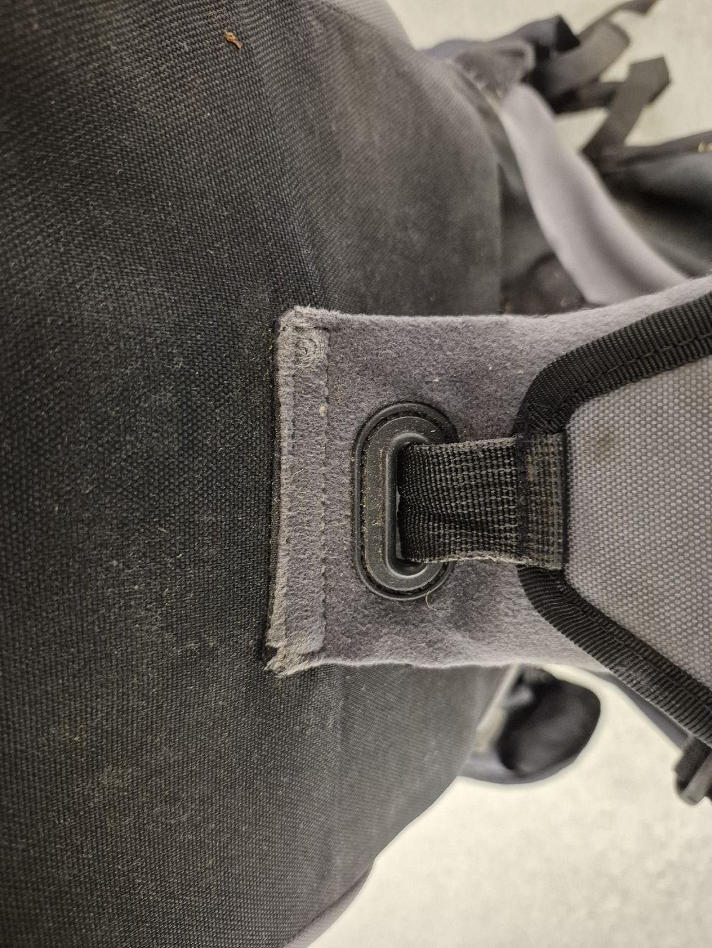 Jack Wolfskin Bauch- & Rückentragen: Kindertrage Jack Wolfskin Watchtower Supreme – Gebraucht aus Thun von Zuzi84 2