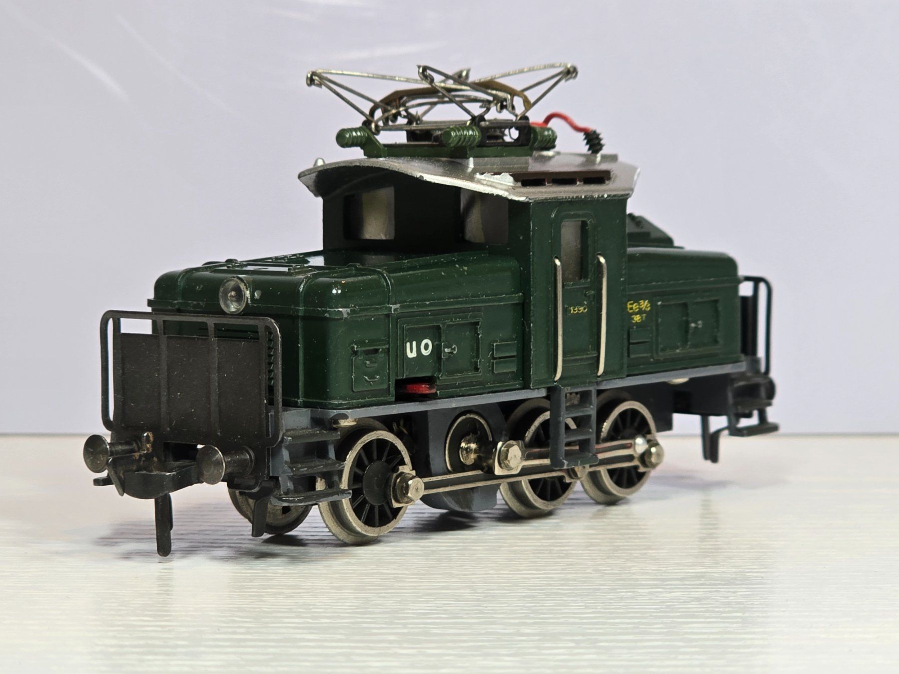 Fleischmann Trains électriques: Fleischmann, 1330, SBB, Ee 3/3 1330, grün, Guss, – D'occasion à Kloten par Nicola2 8