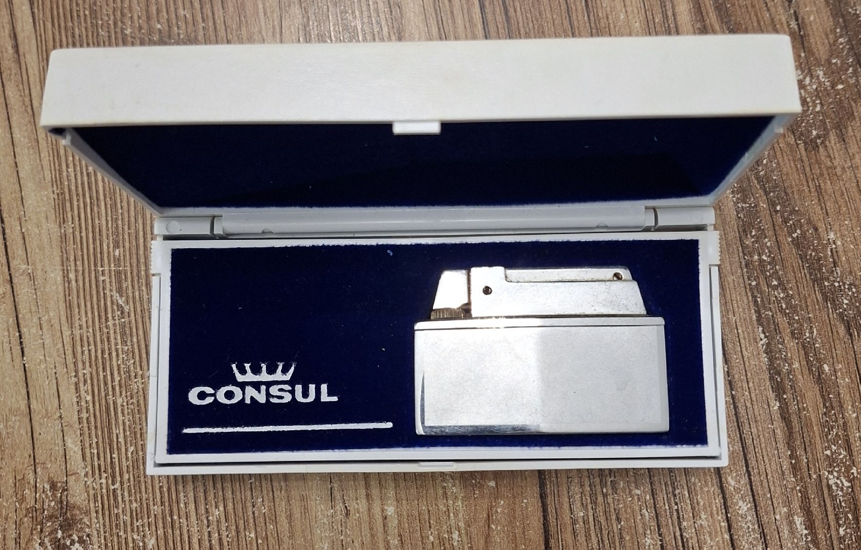 Briquets: Consul Feuerzeug – D'occasion à Affoltern am Albis par Broki-Albis