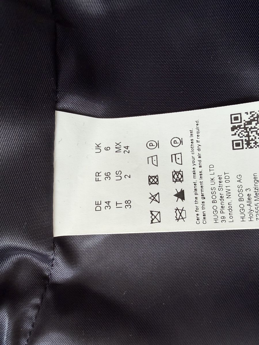 Hugo Boss Gilet & Giacche senza maniche: Hugo Boss Weste XS – Usato da Brig venduto da Zuckerfee13 4