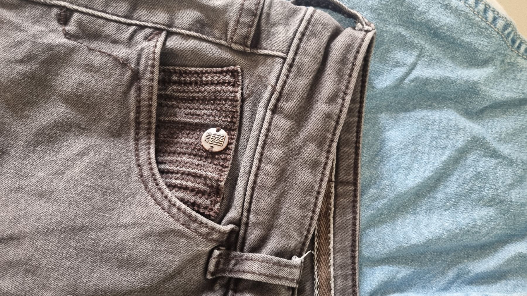 Levi's Jeans: Markenjeans Set Nile und Levis – D'occasion à Bern par Fabi2209 2