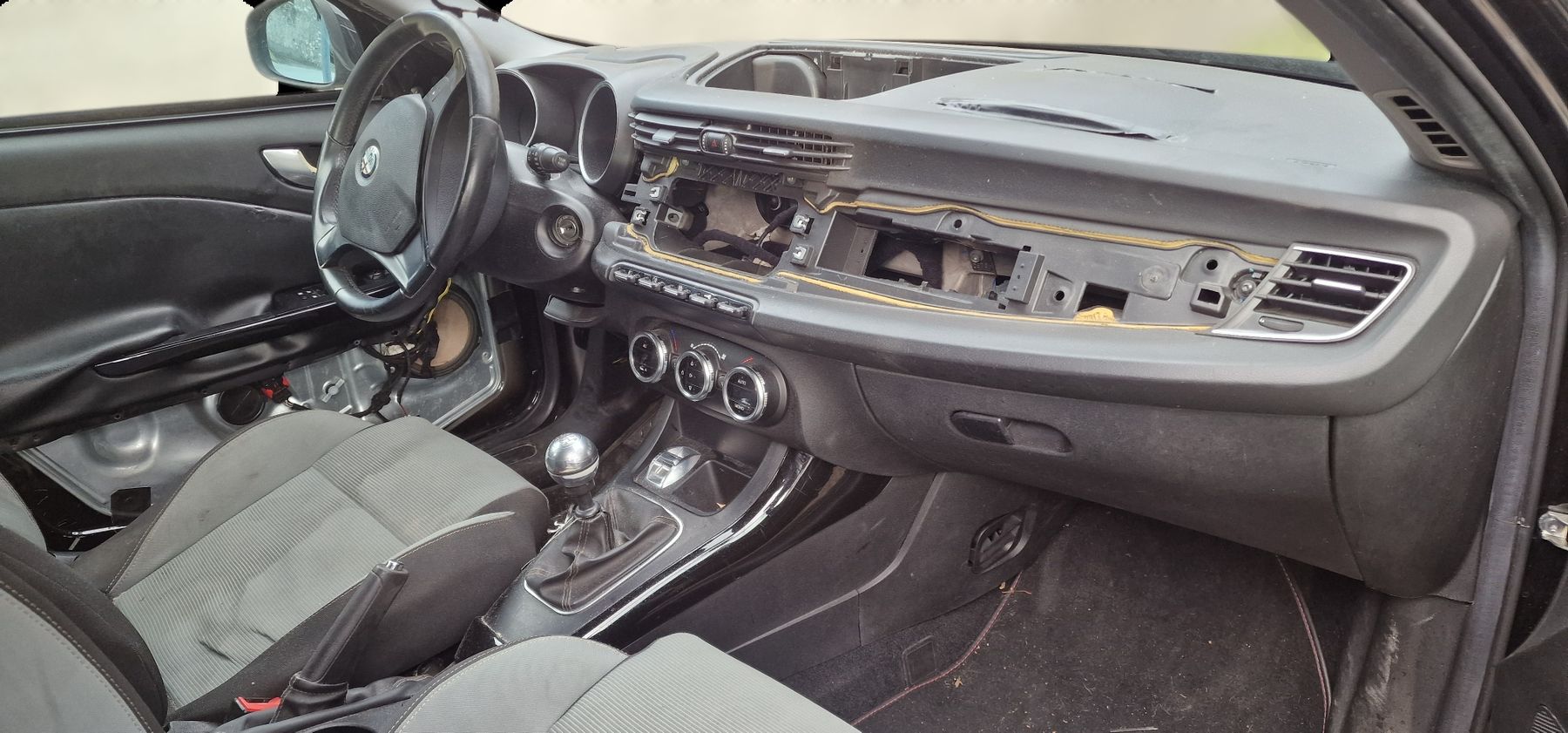 Alfa Romeo Automobili: Alfa Romeo Giulietta 1.4 TB – Difettoso da Giubiasco venduto da AUTOTECNICA 8