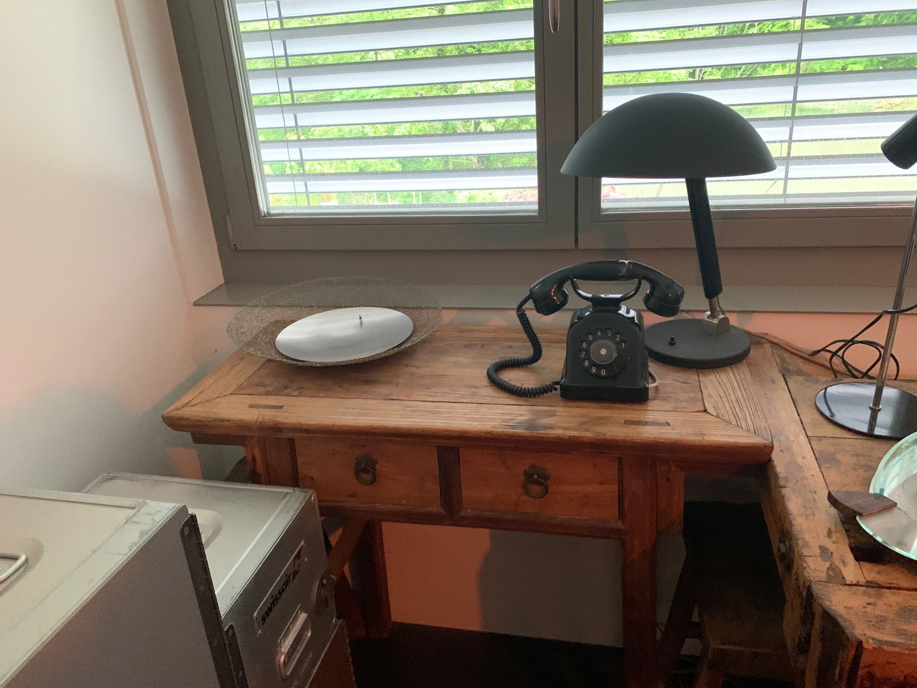 Tavoli da trucco: Asiatisches Tischli, Möbeli, Sideboard – Usato da Duggingen venduto da AlexFlomi 6