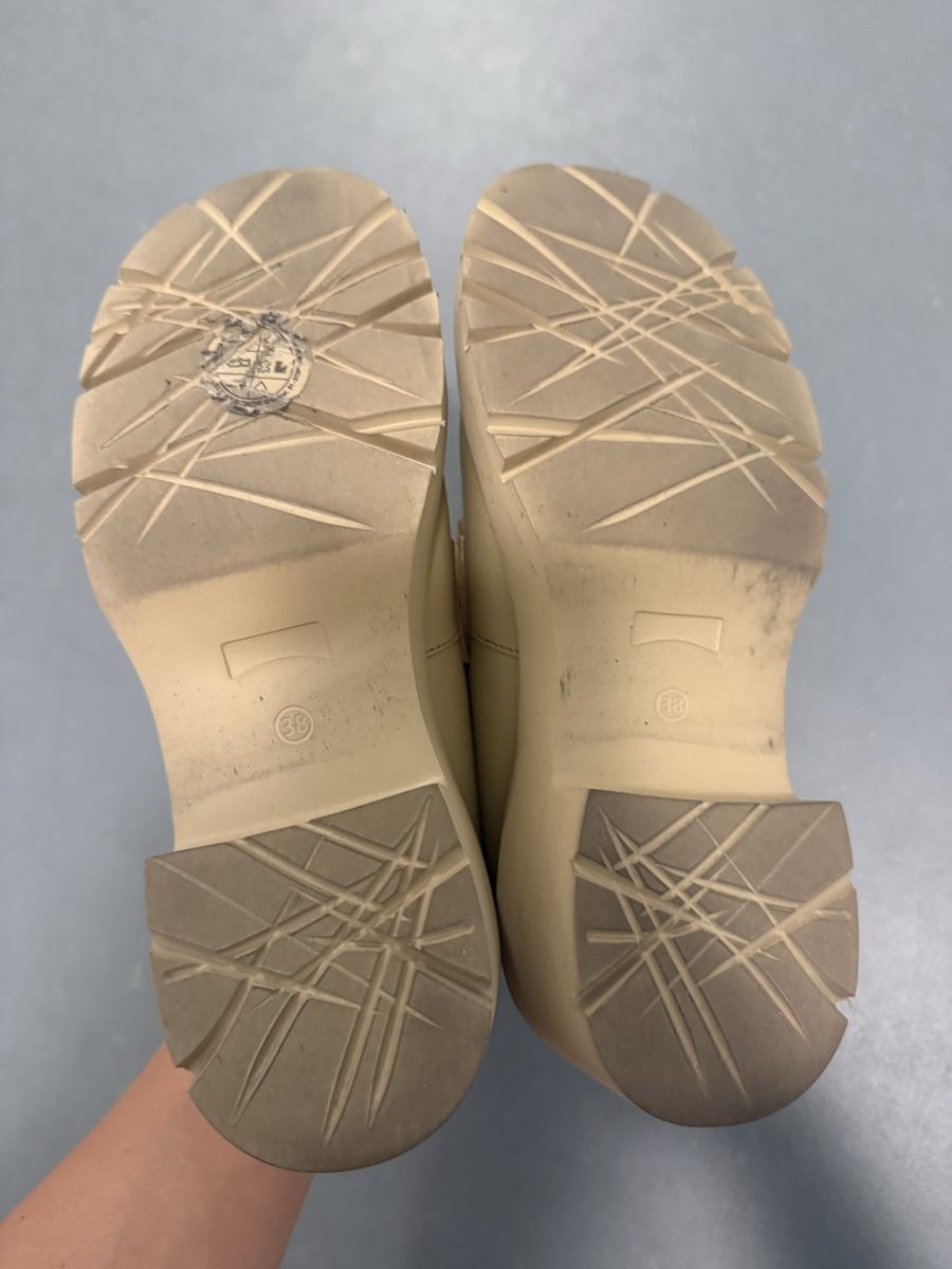 Camper Scarpe da donna: Camper Platform Loafers beige Grösse 38 – Usato da Basel venduto da fel_l8h9 2