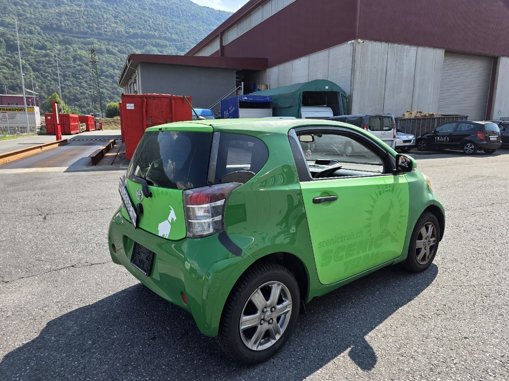 Toyota Autos: Toyota IQ – D'occasion à Cadenazzo par LuismacchineSagl 2