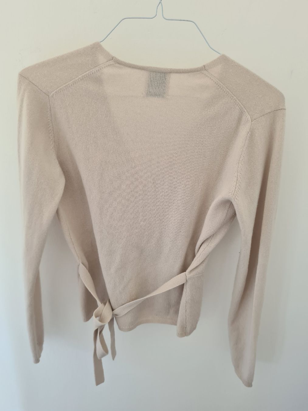 Allude Maglioni & Felpe: Damen Wickelpullover Allude beige Grösse S  – Usato da Adligenswil venduto da FriedasWelt 1