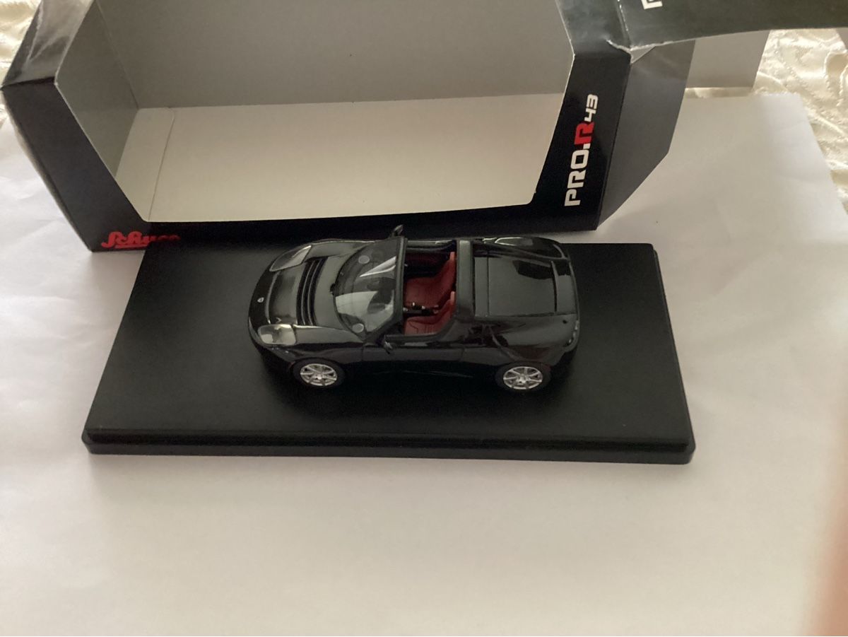 Tesla Modellautos: Tesla Roadster – Neu und originalverpackt aus Flawil von Imperiosud 4