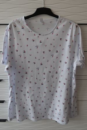 Damenshirt Gr. 54, 100% Baumwolle - NEU --- Porto nur CHF 4