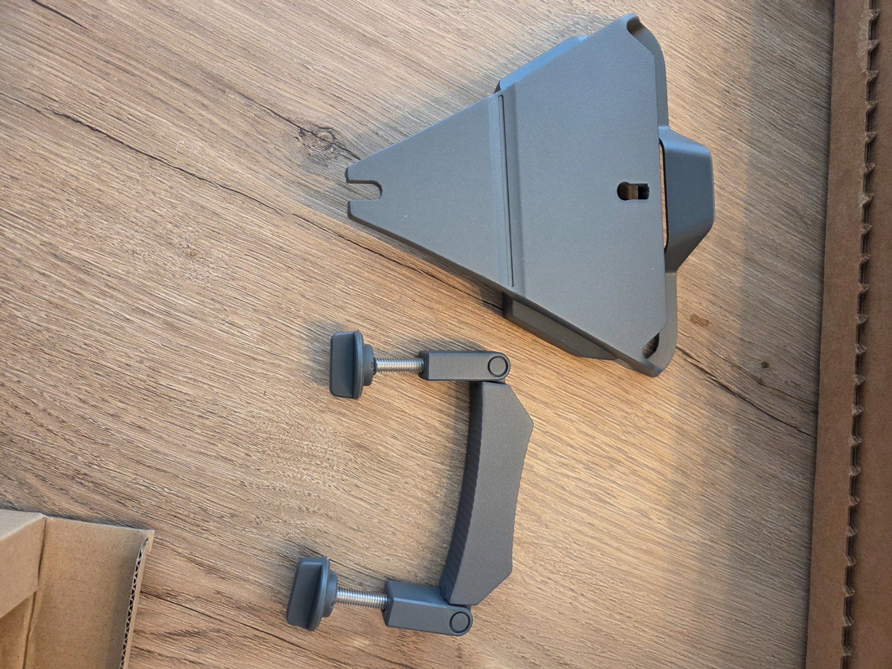 Supporti a parete: Halter Starlink Mini – Usato da Aarburg venduto da beniboy33