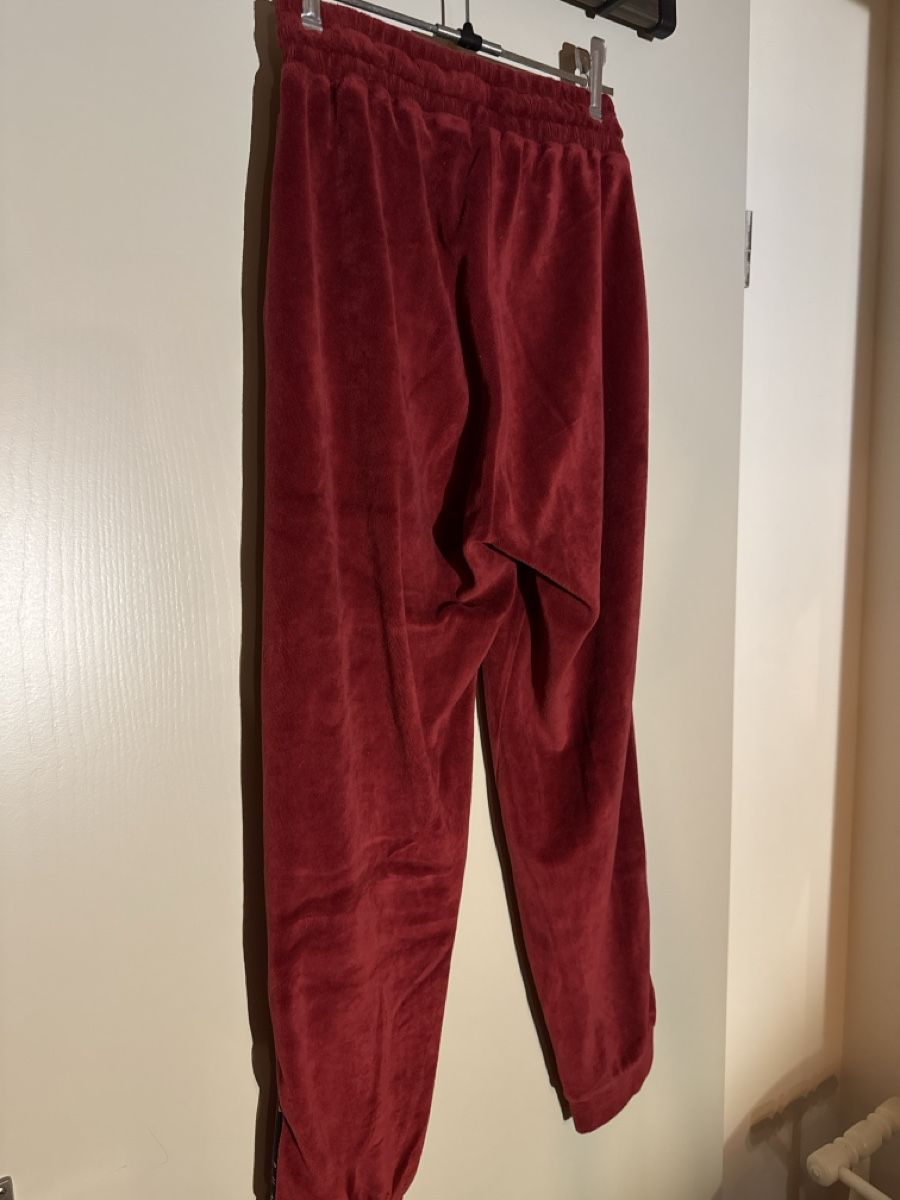 Puma Pantaloni: Puma Samthose, XS, weinrot – Usato da Basel venduto da fiona_second-hand_BS 5