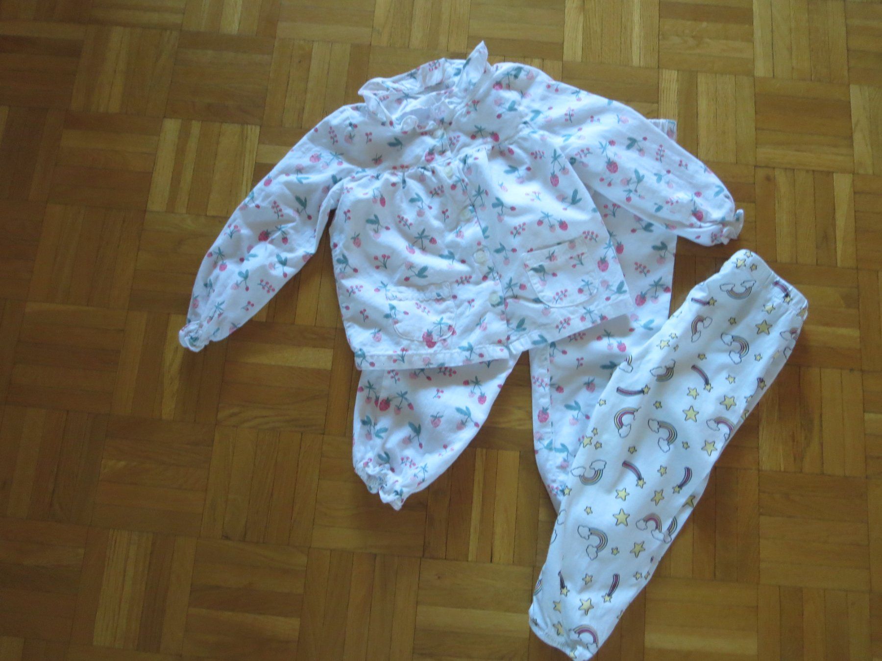 Pigiama & Simili: 2 teiliges Mädchen Pyjama/Gr. 2-3 J – Usato da Wallisellen venduto da Arvenstube