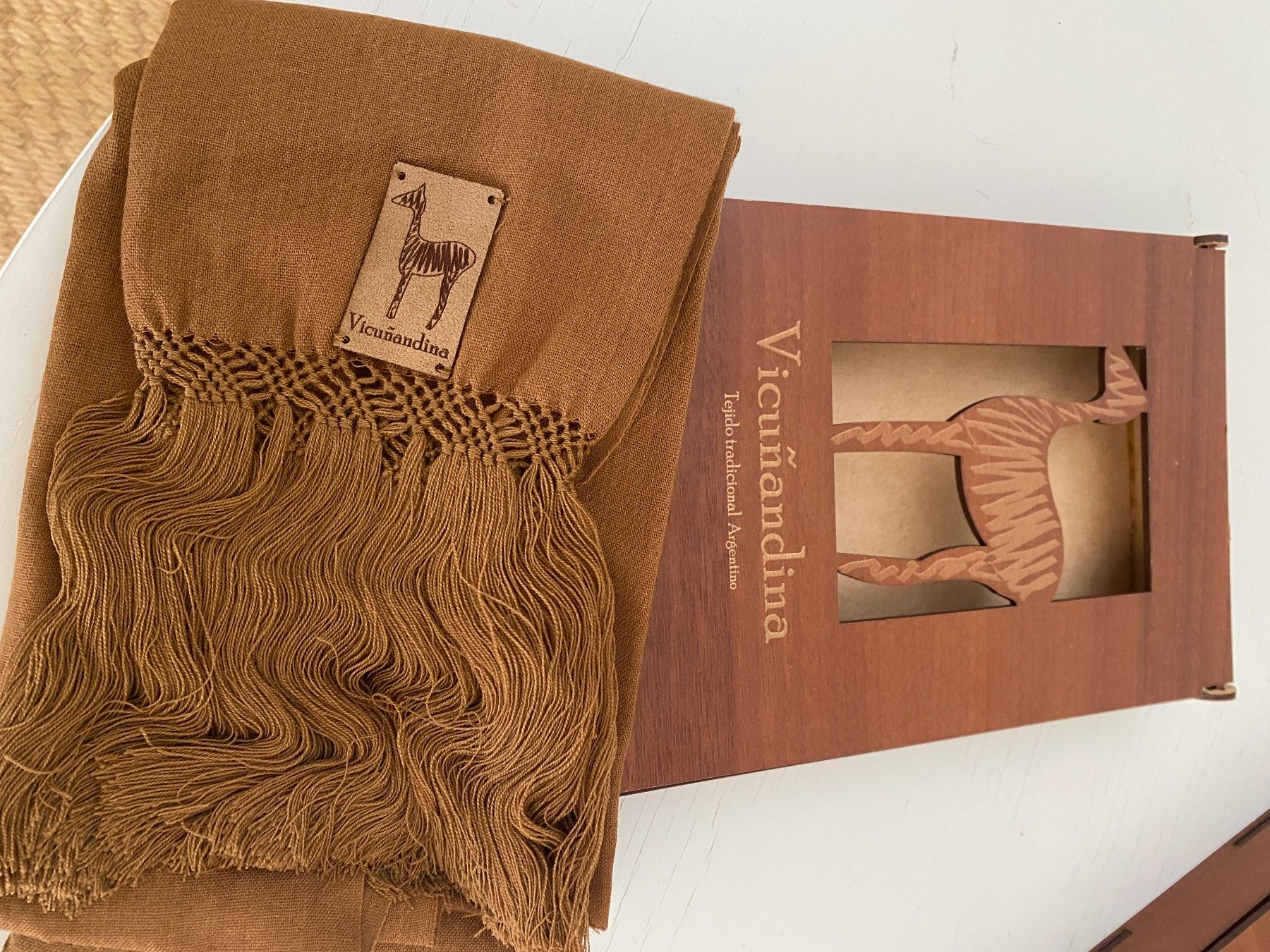 Foulard & Sciarpe: Halstuch Alpaka – Nuovo e nell'imballaggio originale da Basel venduto da Naimid_telares 1