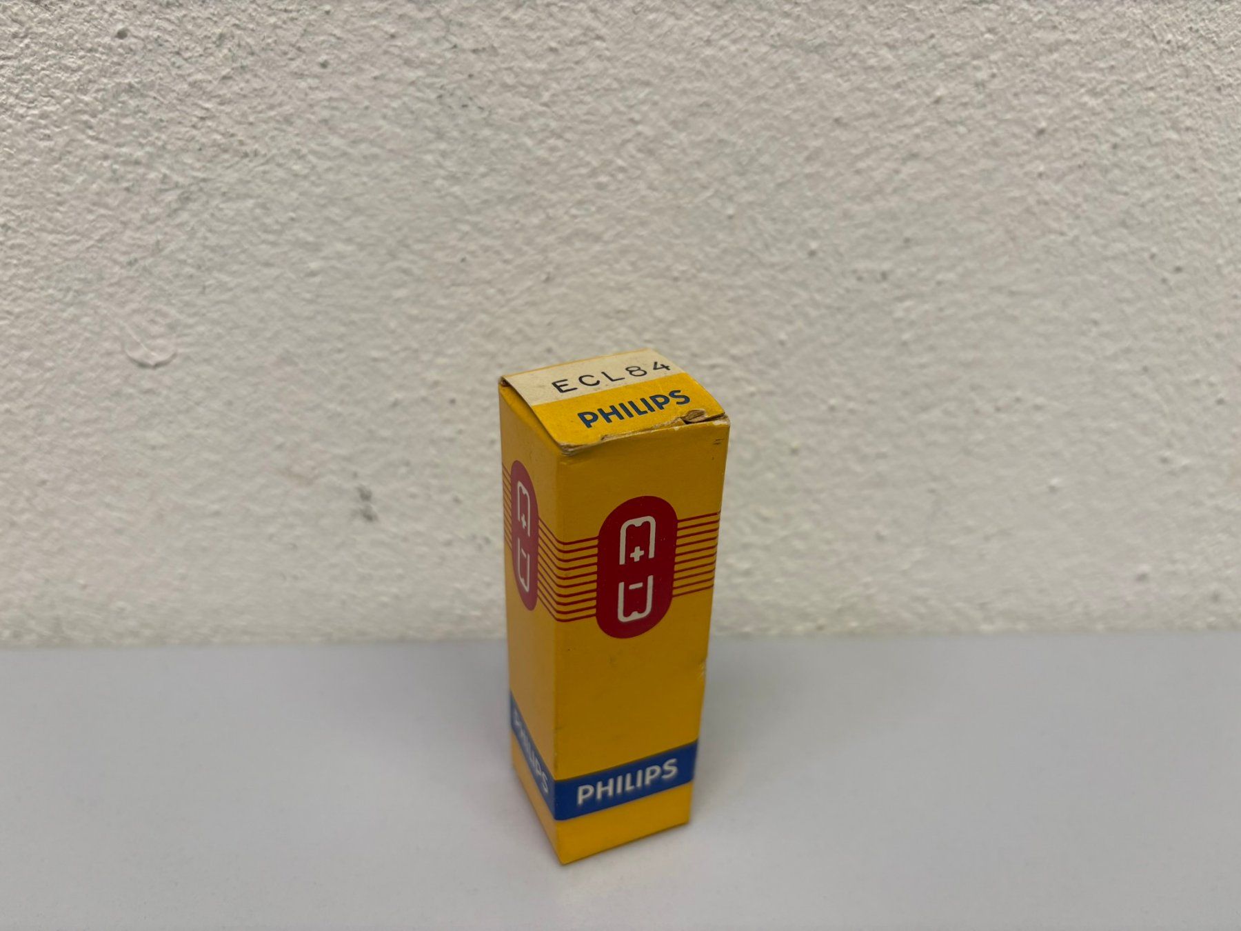 Philips Elektronikbauteile: Philips ECL 84 – Neu (gemäss Beschreibung) aus Hochdorf von av-electronics