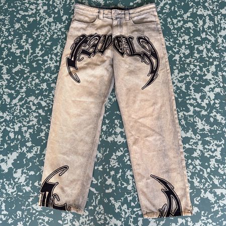 Favela Jeans grey size 32 embroidered logo wash