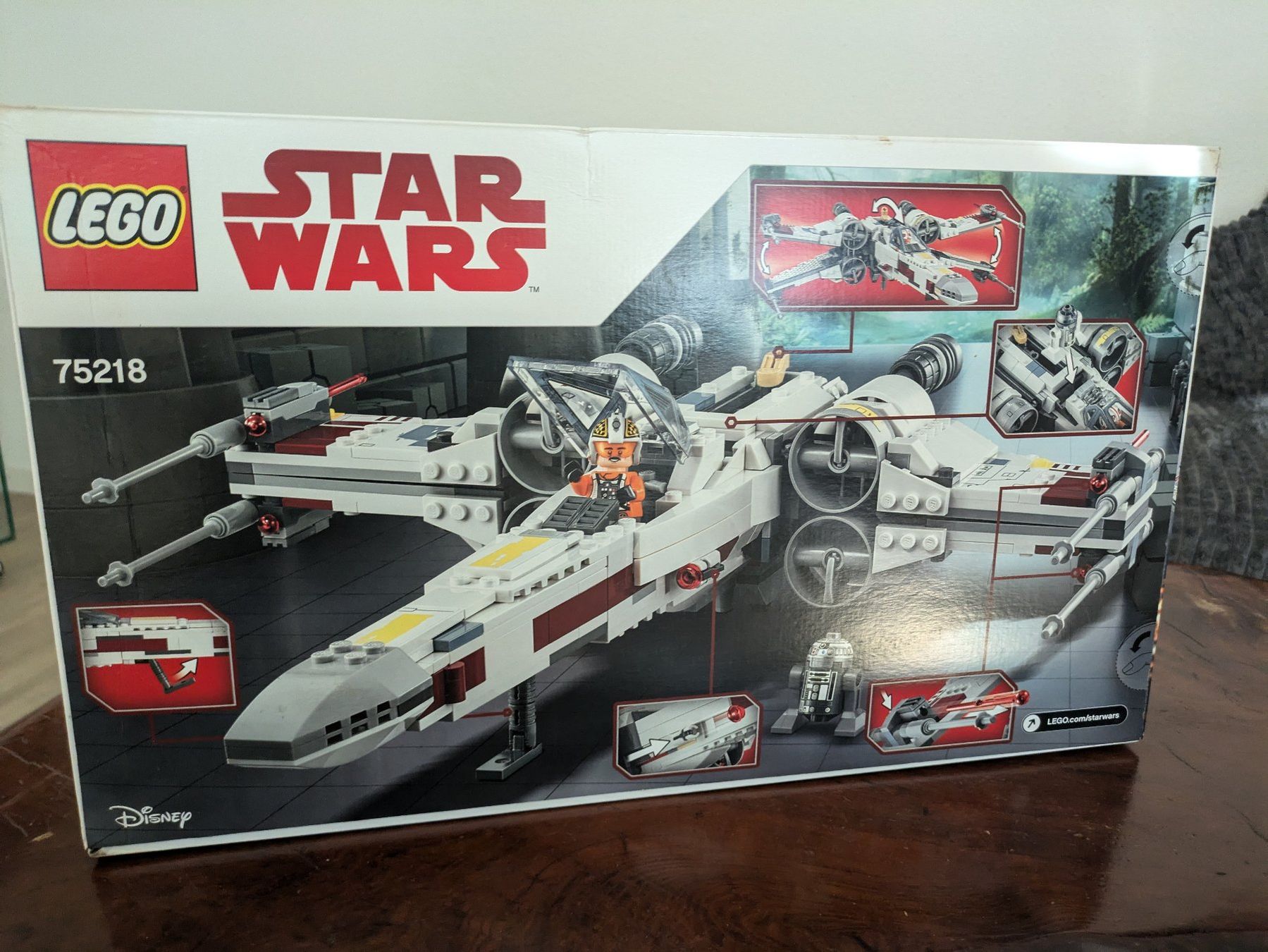 Lego Spielzeuge: LEGO Star Wars 75218 X-Wing Starfighter – Neu und originalverpackt aus Zofingen von