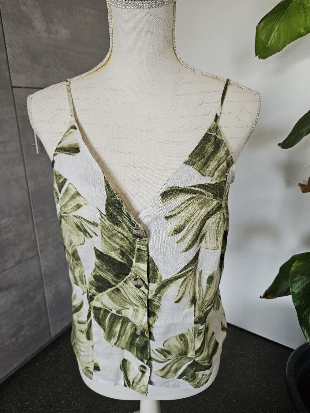 Top: H&M Top Grösse M  Leinen – Nuovo (secondo la descrizione) da Anwil venduto da tamoos