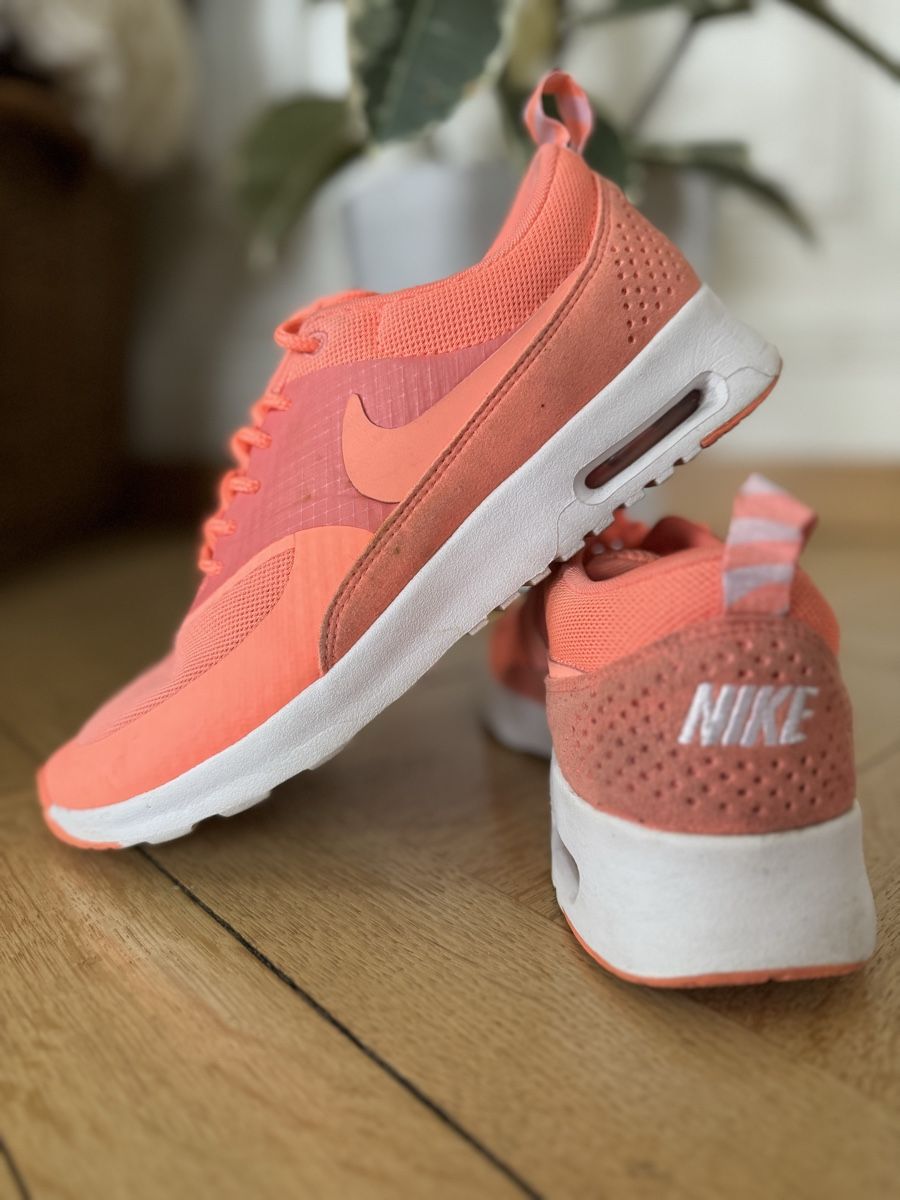 Nike Scarpe da donna: NIKE AIR MAX THEA Atomic Rosa Women – Usato da Bern venduto da Jasminp90