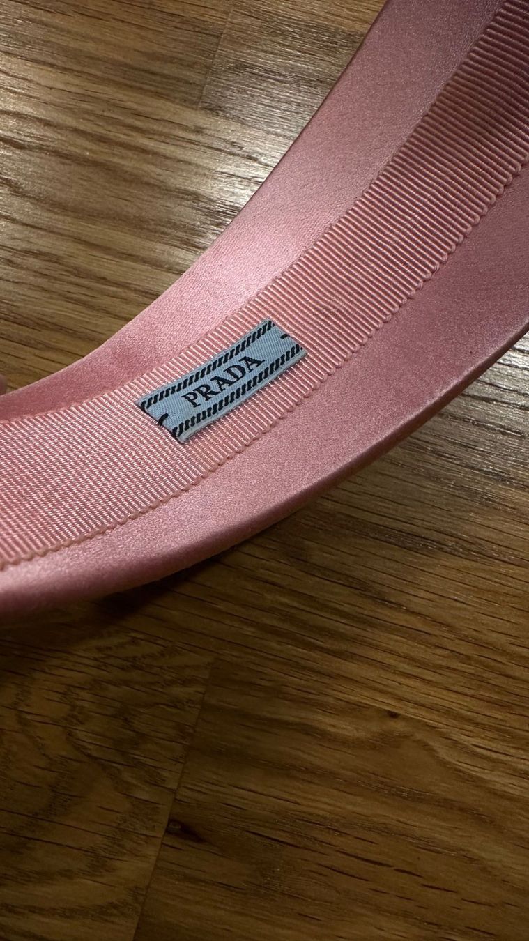 Prada Accessori per capelli: Prada Haarreif, Silk Satin, Rosa – Usato da Wollerau venduto da bodega74 4