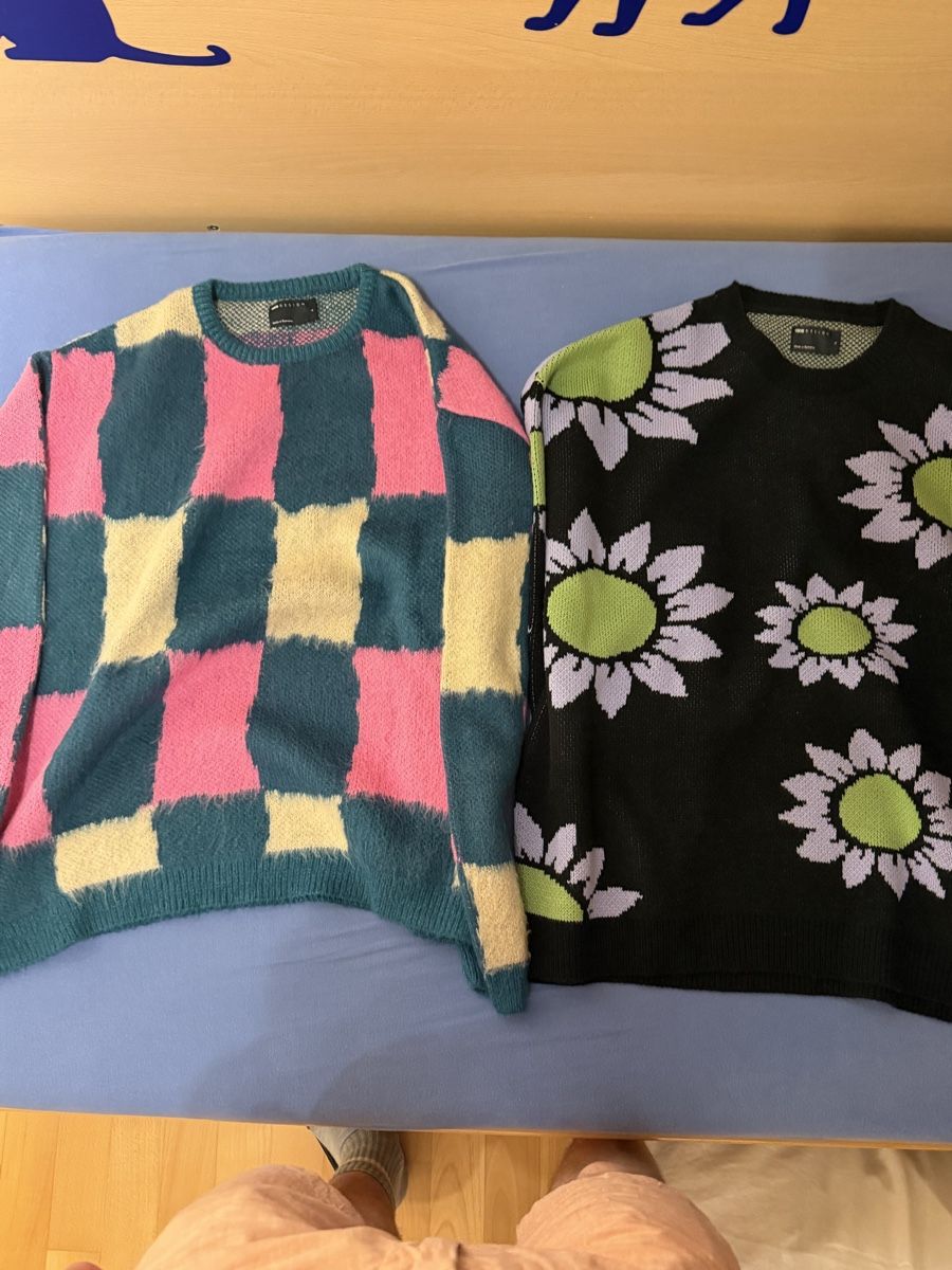 Asos Maglioni & Felpe: Two ASOS colourful sweater – Nuovo (secondo la descrizione) da Ascona venduto da GioeleS 2