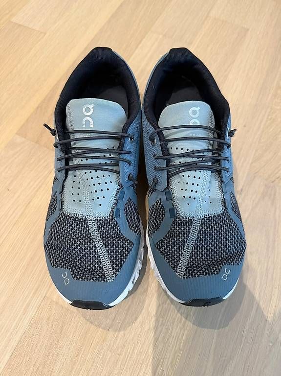 Chaussures femmes: On Schuhe Cloud Grösse 40 – D'occasion à Uster par nat_w6qv