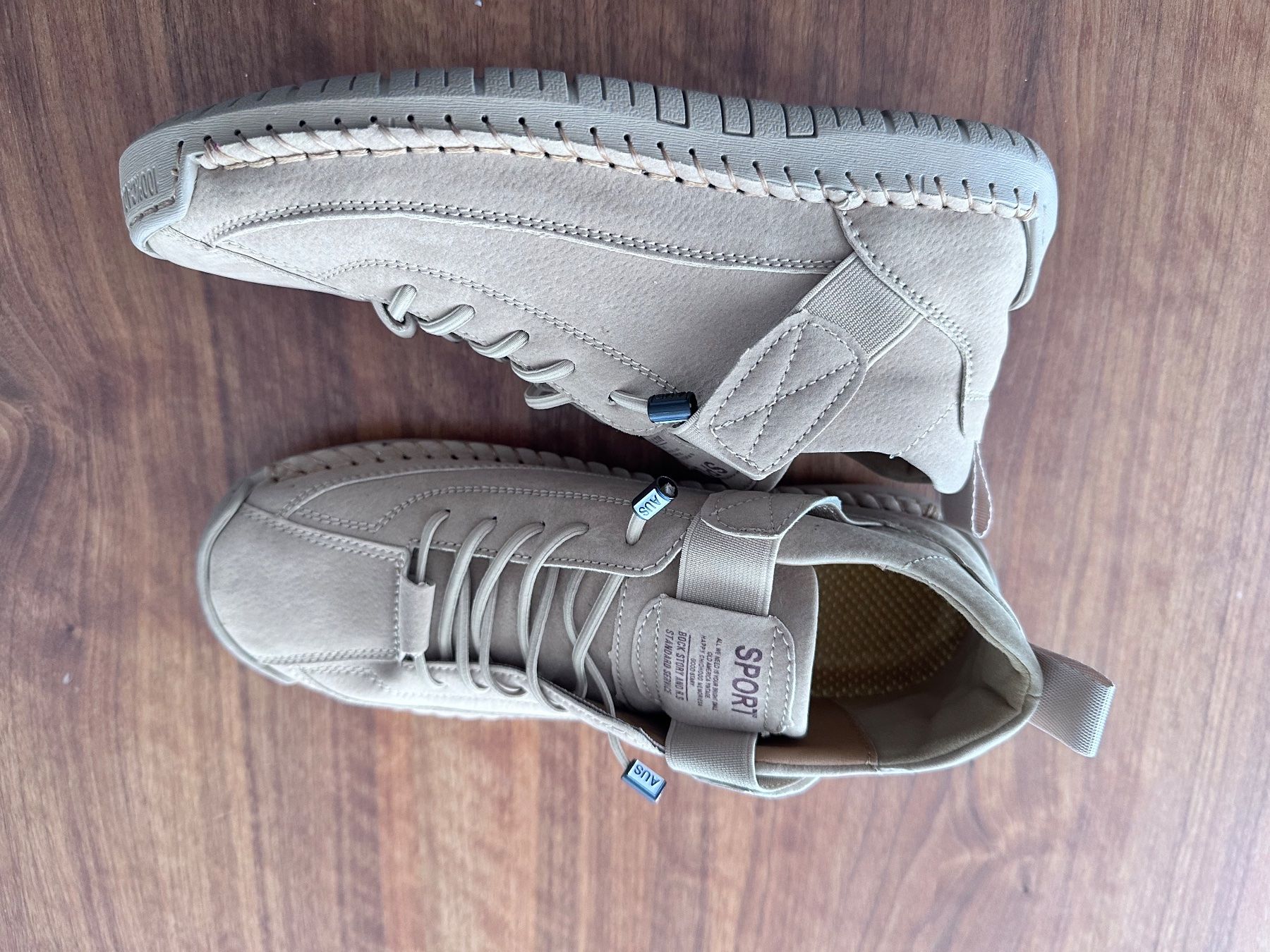 Damenschuhe: Sneakers Alltagsschuhe – Gebraucht aus Marbach LU von sand003 1