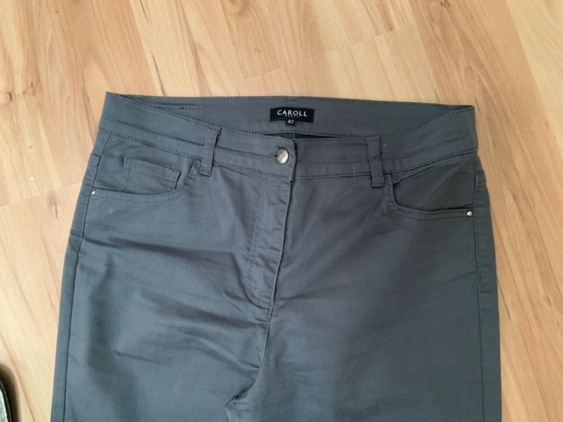 Caroll Pantalons: Pantalon caroll – D'occasion à Ecublens VD par timily 2
