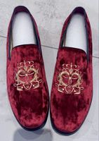Elegante Samt Slipper in Weinrot mit Goldstickerei, Gr. 44