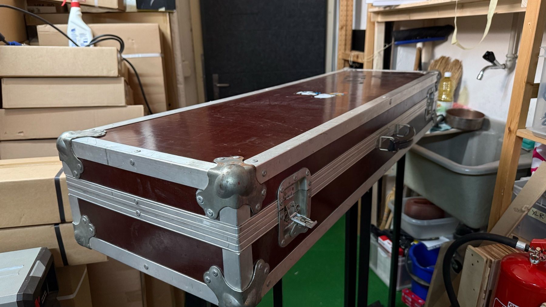 Valigie: Synthesizer/E-Piano Flightcase mit Alu-Kanten und Ecken – Usato da Zürich venduto da Hsaurer