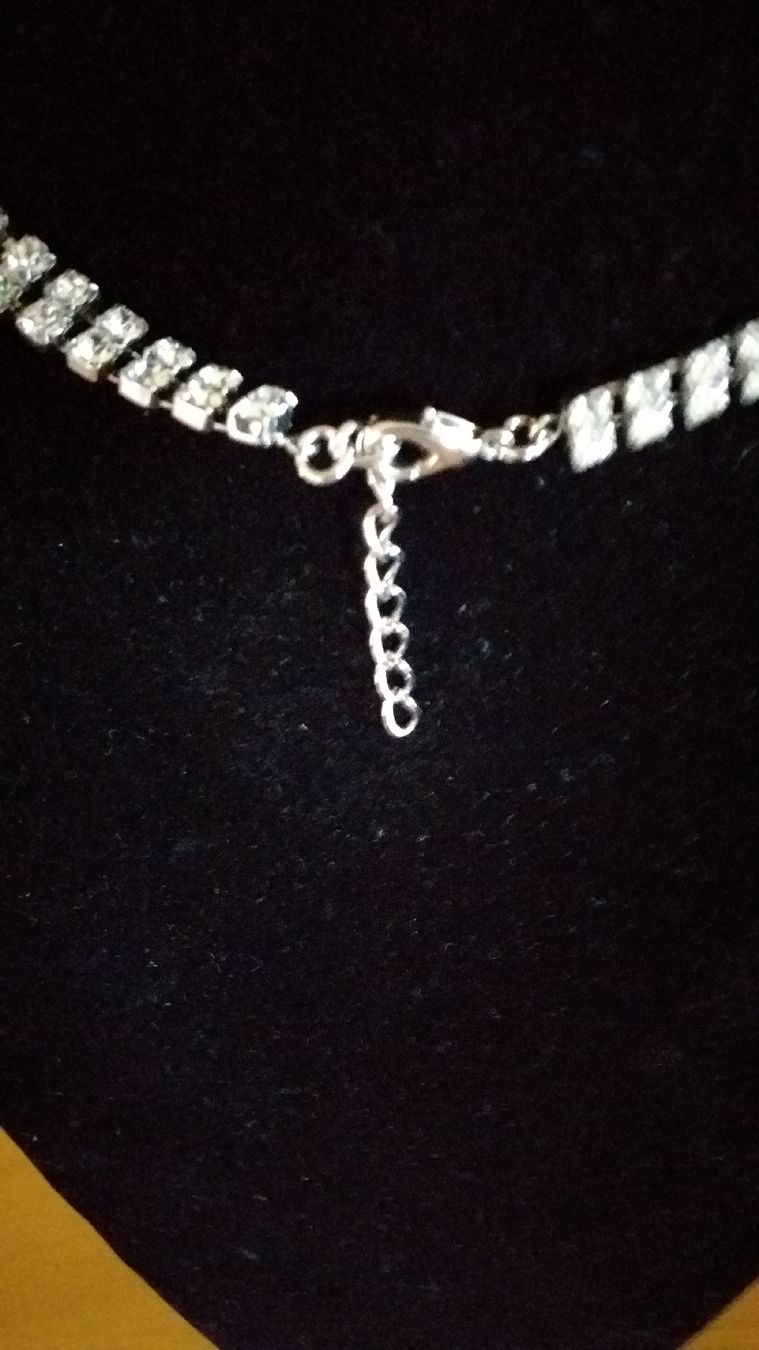 Catenine: Collier – Usato da Wünnewil venduto da 04Blume 1