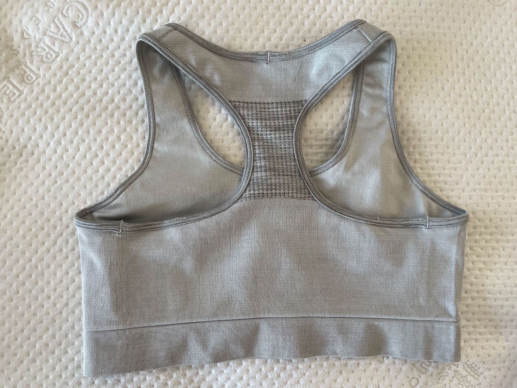Odlo Top: Zwei odlo sport BHs gr.S – Usato da Winkel venduto da jen_5wrx 1