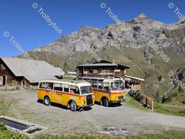 Postauto Postkarte 2 Saurer auf der Bundalp           BTM096