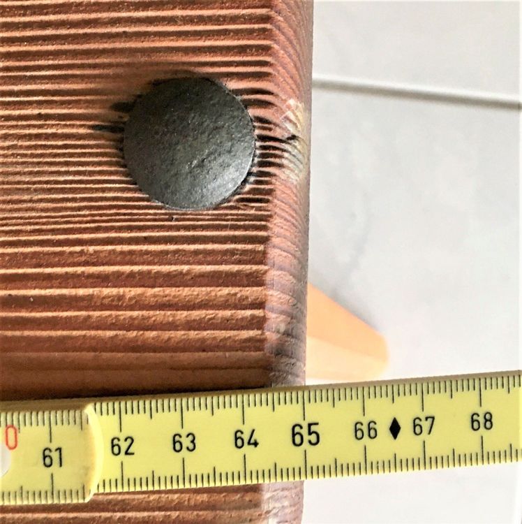 Geflügel Schlachtkegel Aus Eisen - Praktischer Haltekegel Für Hühner Enten