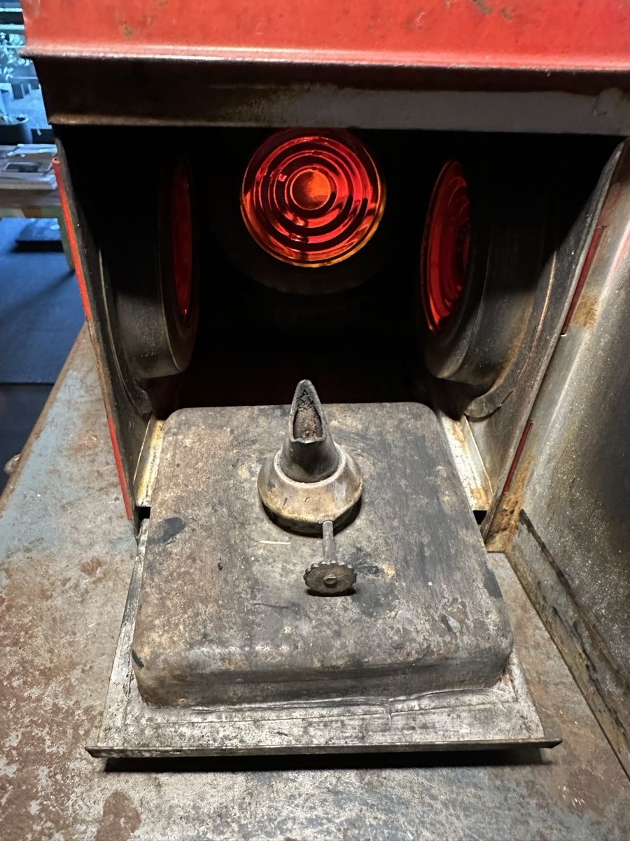 Sonstige Eisenbahn: Alte Signallaterne rot Metall – Gebraucht aus Mellingen von TomHeid80 2